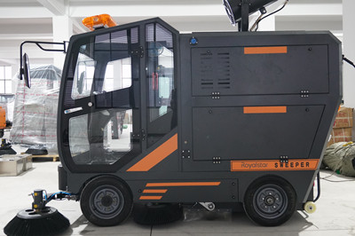 榮事達(dá)掃地車(chē)廠家 CAR220掃地機(jī).jpg