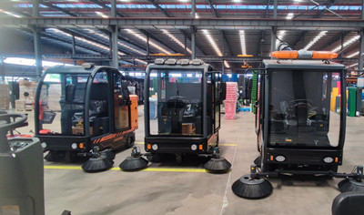 榮事達(dá)掃地車 榮事達(dá)掃地車.jpg